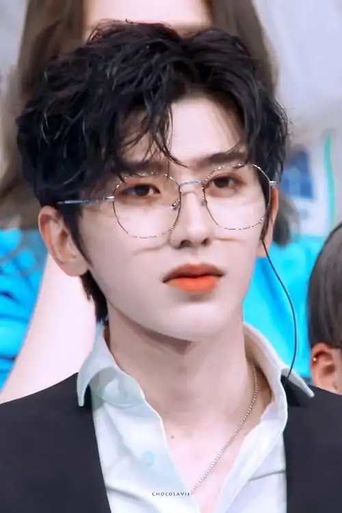 蔡徐坤青春有你2