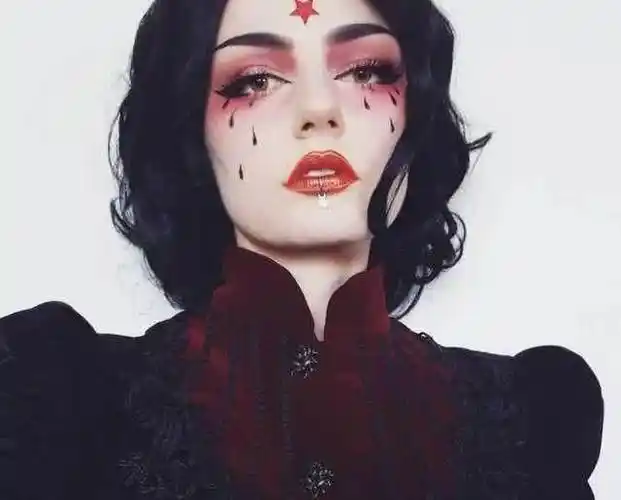 原创心理测试4款暗黑系妆容哪款最好看测你哪方面对ta诱惑最大