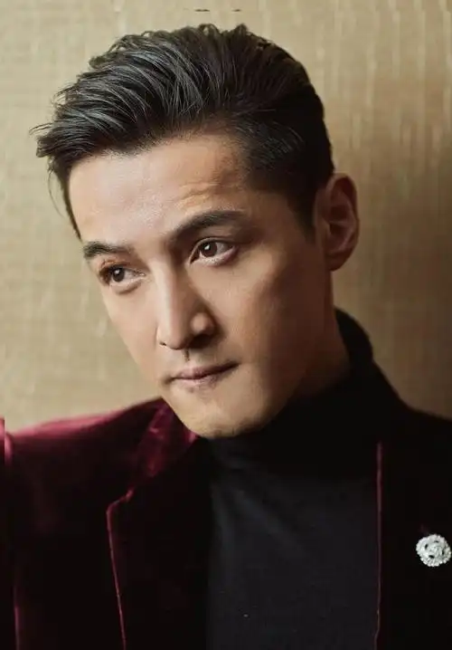 有颜值有魅力的头号男神——胡歌