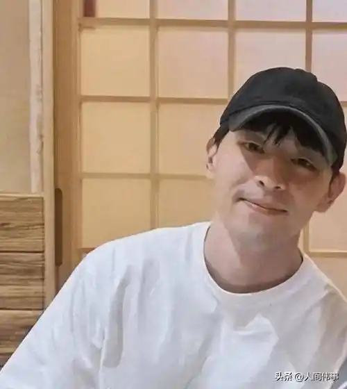 邓伦容貌大变,开直播坦露心声_经历_故事_内心