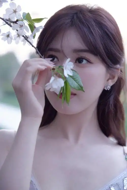 赵露思直播##赵露思 澳门鬼迷日眼的照片##赵露思