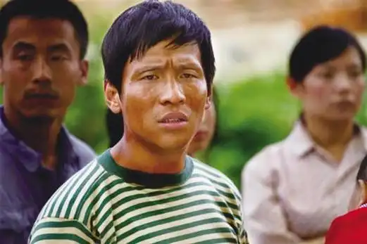 回顾宋小宝与前妻离婚娶美女粉丝改善基因一对龙凤胎可爱讨喜