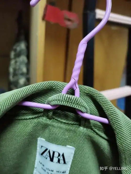 衣服领子内的这根绳是做什么用的? - 知乎