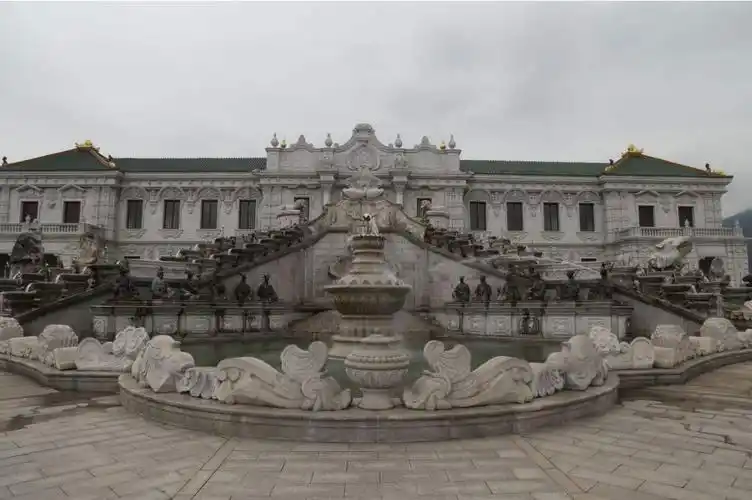 圆明园以前的辉煌图片(英国公开圆明园被烧前图像)