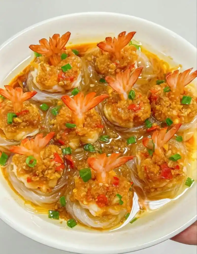 蒜蓉粉丝虾7515年夜饭必备,好吃又好看06 年夜饭必不可少的绝对