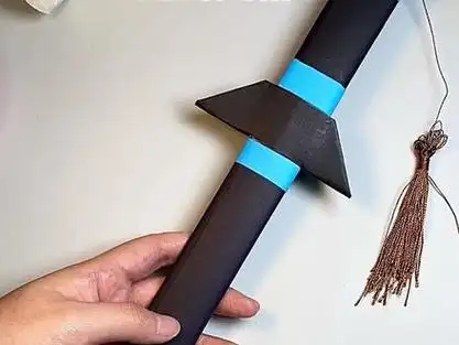 有手就能折的大宝剑,学会了你一定是孩子眼里最酷的妈妈#折纸#手工