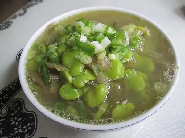 自己在家做的酸菜豆瓣汤,味道不错