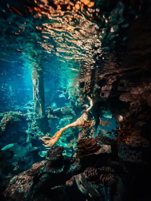 有能量美就有底气美人鱼水下拍摄