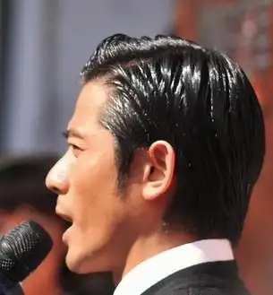 可以梳出来大背头,但是不油,所以想问应该用什么 发型产品来喷,请告诉