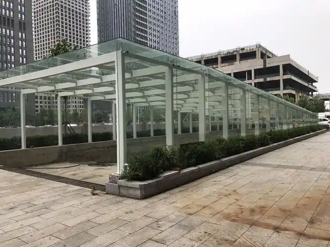 玻璃雨棚 - 天津卷帘门_伸缩门_感应门_钢制防火门_车棚_玻璃雨棚_道