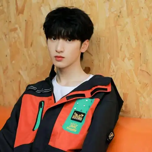 严浩翔头像如果你愿意记得打给尾号6208