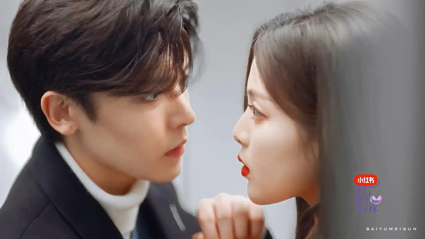 杨超越亲完把头埋进侯明昊颈窝._妹妹