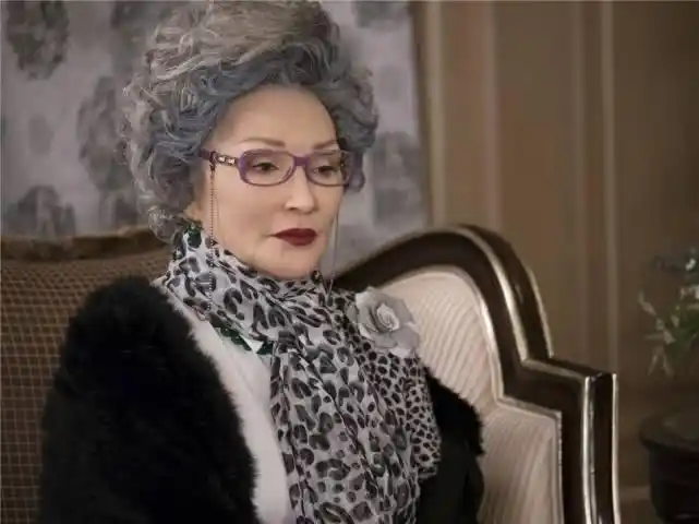 70岁老艺人陈莎莉被骗养老钱19年存款14亿新台币被骗光