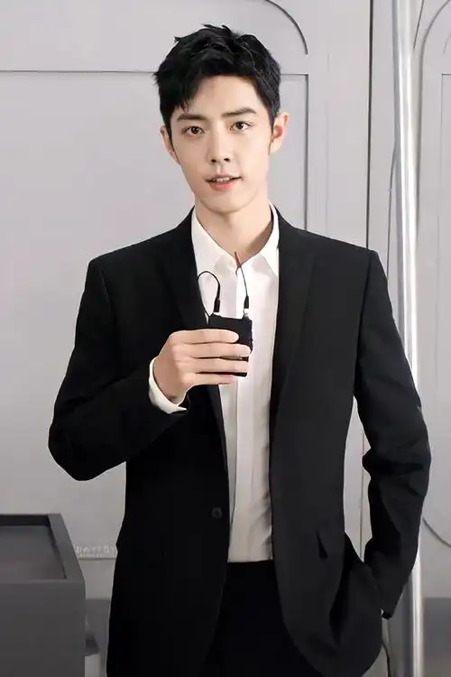 肖战黑色深v西装##肖战