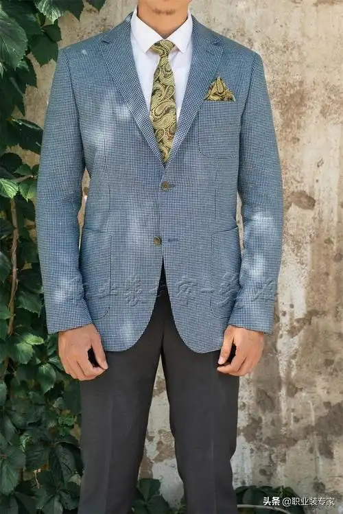 山东职业装量体定制西服 青岛职业装女西服套装定制