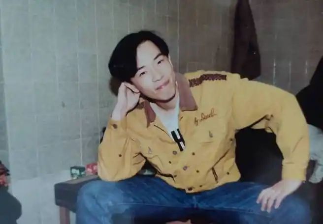 年轻时候的黄贯中