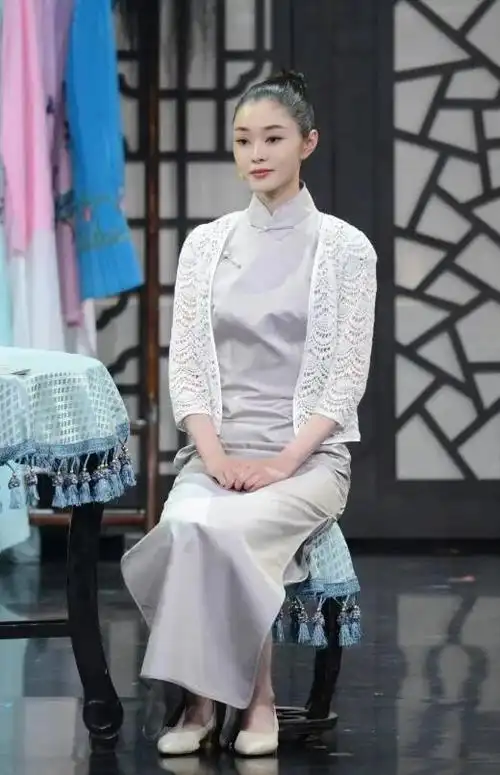 穿旗袍最有韵味的宋轶她要跻身演员一线到底还缺什么你喜欢吗