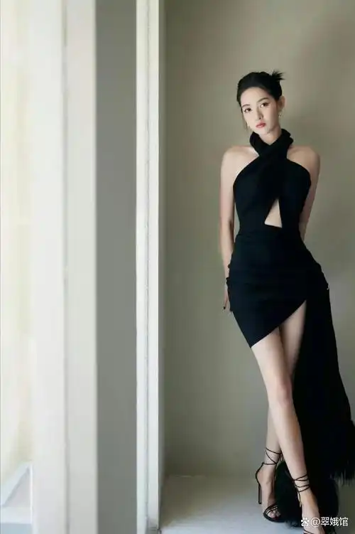 95后腿精女星王玉雯身高170脖子以下全是腿横扫内娱