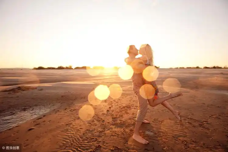 适合情侣发朋友圈的句子,句句纸短情长,优秀