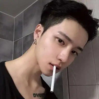 软锦男生抽烟头像