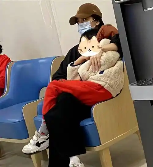 天王嫂朱丽倩公开祭奠_家庭_生活_男孩