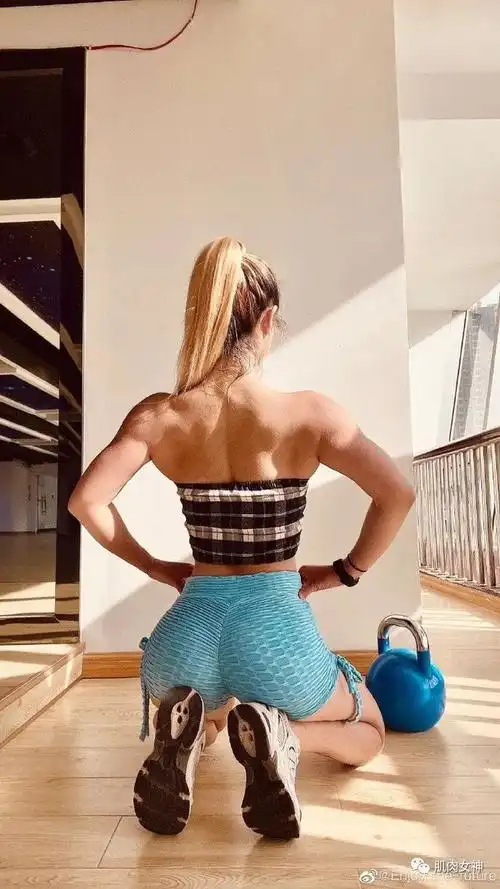 翘臀|直男|马甲线|好身材_网易订阅