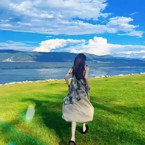 头像分享,春天来了,来一组小清新的绿色女生头像