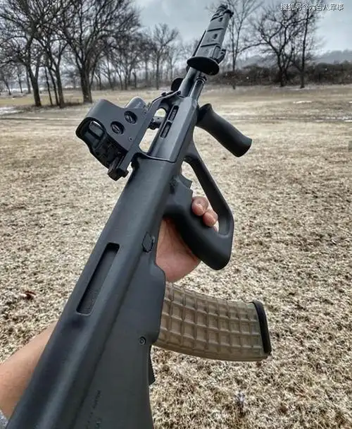 枪械美图欣赏,看着图片流口水,看完记得要擦嘴