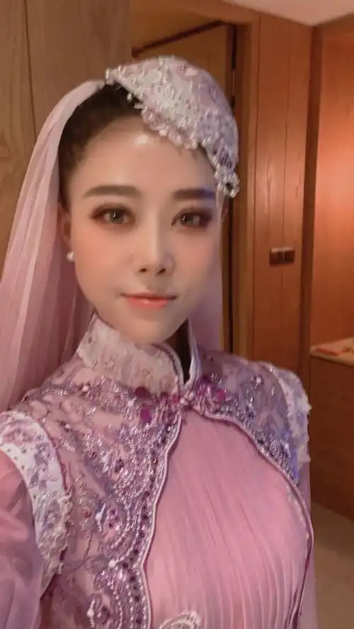 跨界成为女中音后,她想做的第一件事就是多为新疆歌唱