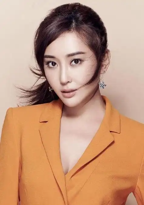 杜若溪图片,杜若溪个人资料简介图(杜若溪的个人资料简介)