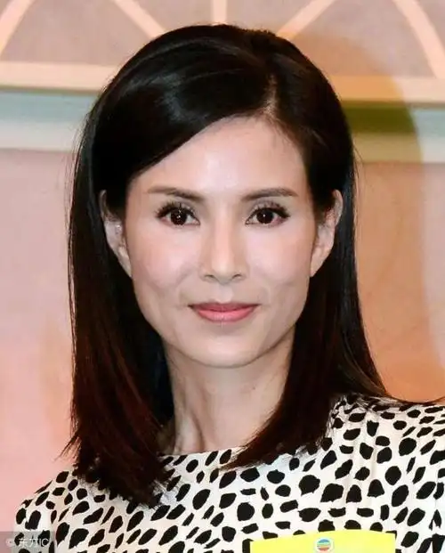 李若彤无p图照变形吓人,误以为是"贞子"