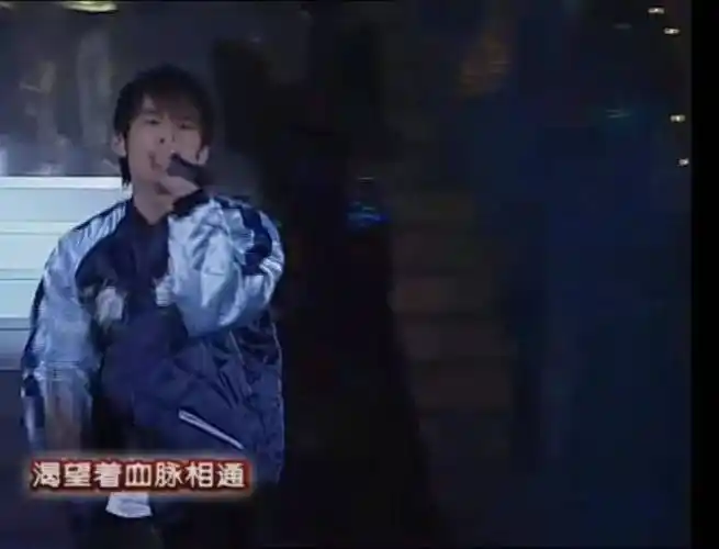 春晚四十年:那些你不知道的难忘瞬间_表演_费翔_赵本山