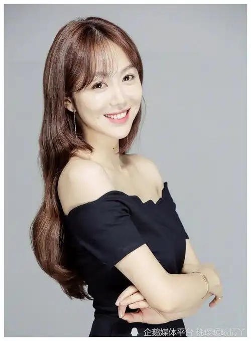 姜妍出席妹妹婚礼上台讲话却被批评恋情一直没有新的进展