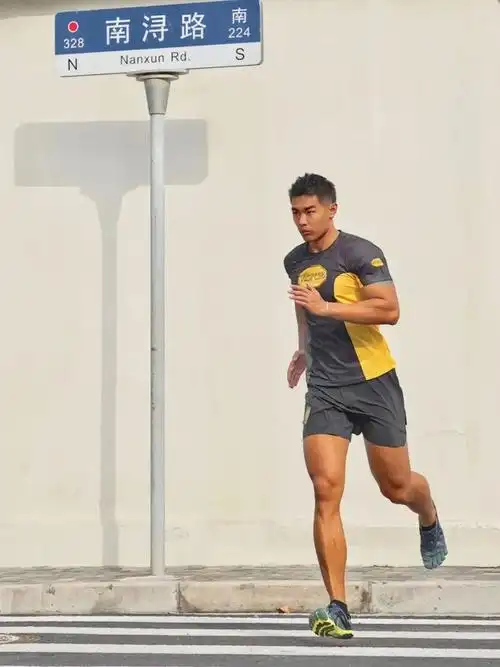 胸肌|肌肉|腹肌|大长腿_网易订阅