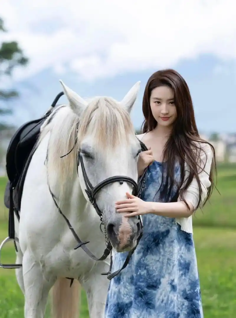 刘亦菲高清壁纸头像(二)[心]