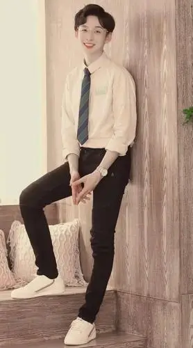 手机壁纸齐思钧