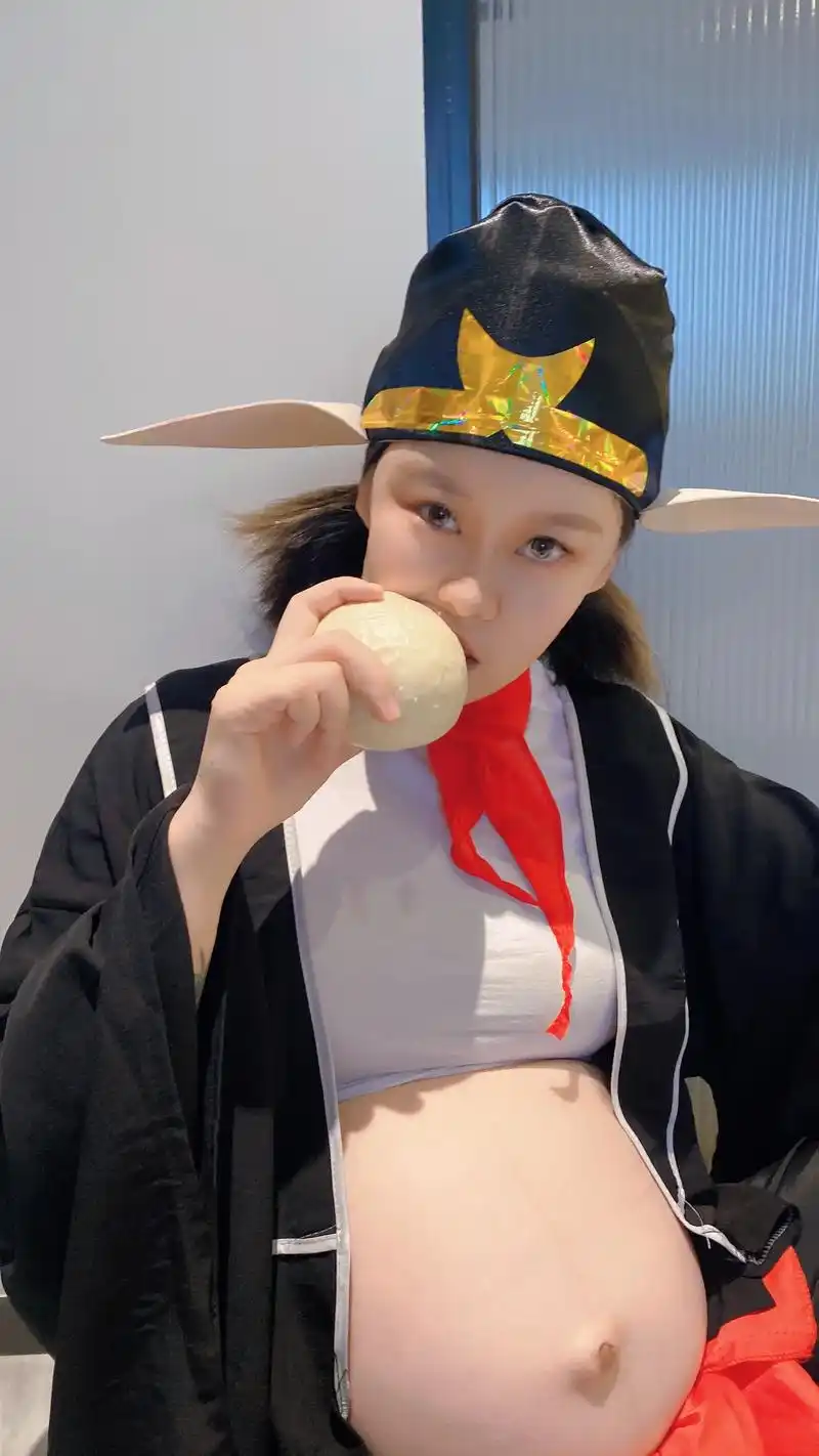 姐妹们,二胎已经31周了,这次的孕妇照整点不一样的!#当搞笑 - 抖音