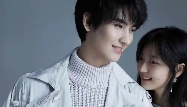 1,《萌医甜妻》主要由孙千,黄俊捷,查杰,洪杉杉领衔主演,该剧改编自