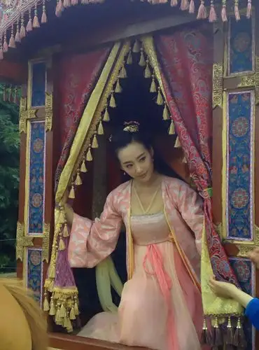 花千骨李纯 饰 霓漫天