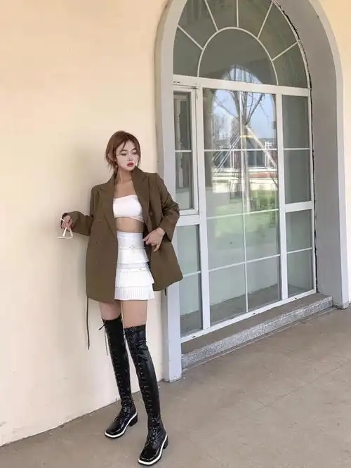 基础款过膝长靴冬天必备