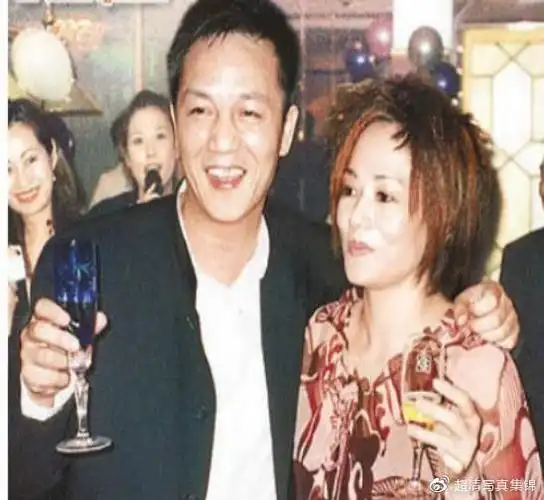 周正毅一顿生日宴为啥折了上海东方卫视一共6位主持人