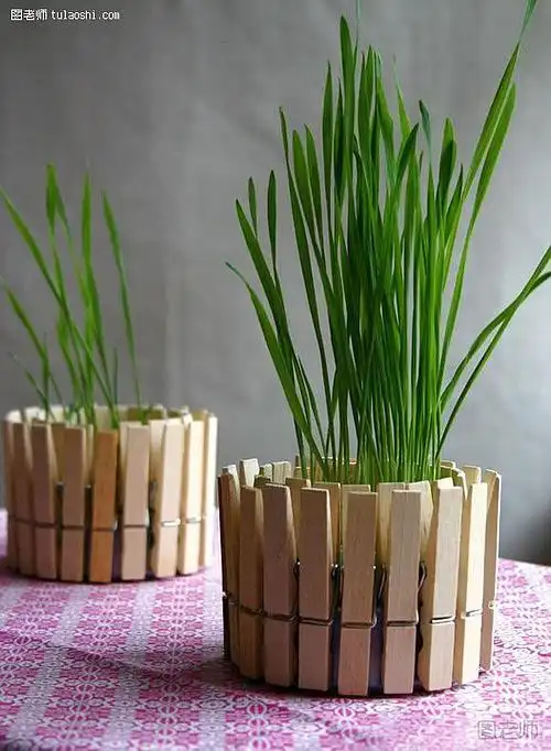 旧物改造易拉罐做成的多功能烛台