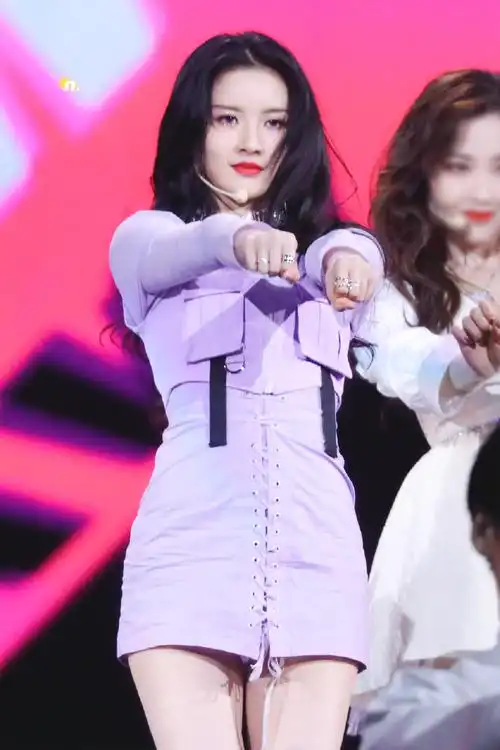 星光大赏舞台@硬糖少女303-刘些宁