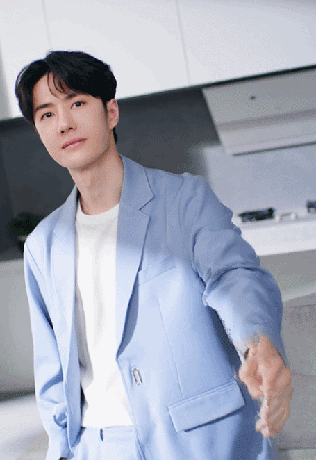 王一博向你伸手##王一博手势似曾相识