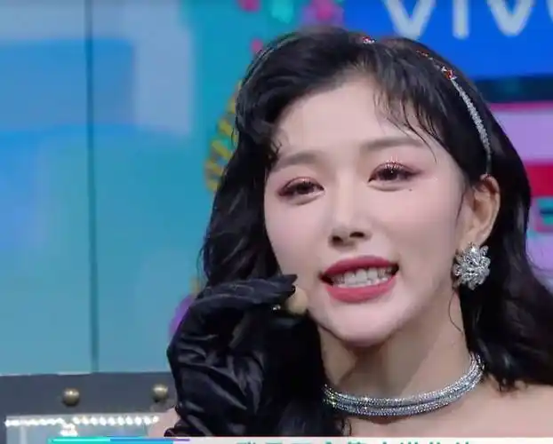 刘雨昕_许佳琪_在线