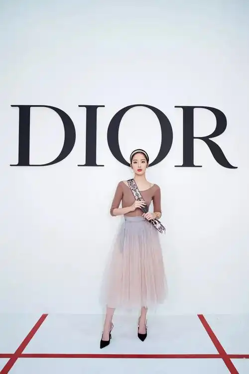 迪奥中国区品牌大使angelababy迪奥中国区品牌大使angelababy迪奥中国