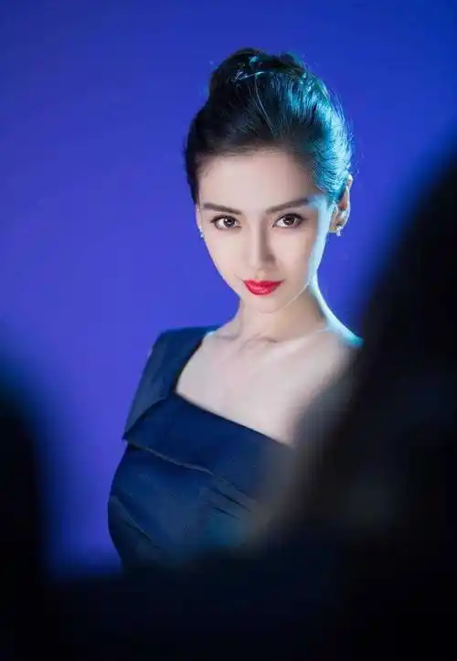 35岁杨颖账号成功解封!