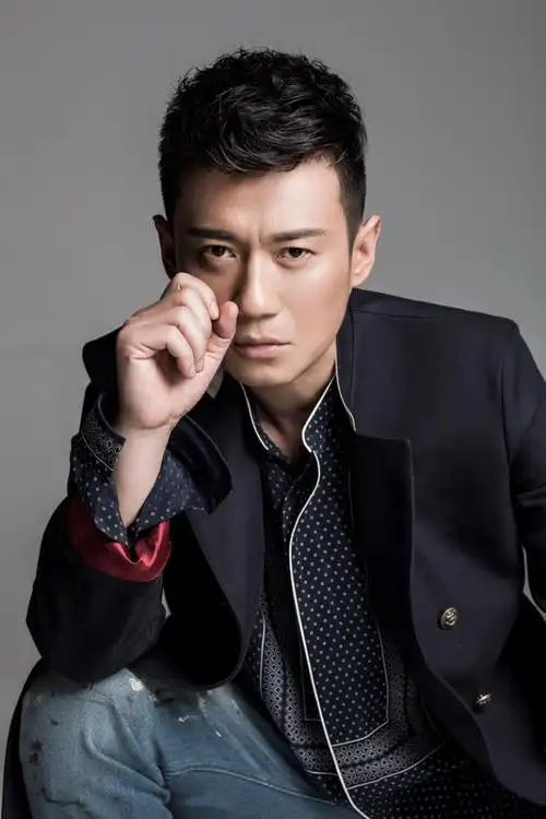 徐洪浩个人资料徐洪浩十几年婚姻零绯闻