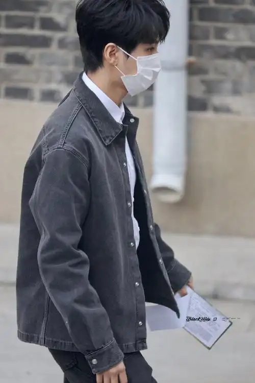 网页链接提取码: 4uc7 】&新鲜事【蟹味珍藏馆—王俊凯图包/行程饭拍