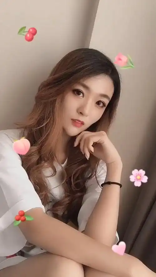 姐生活照套图张图视频有和妈妈的合照美女自拍照真实同一个人美女生